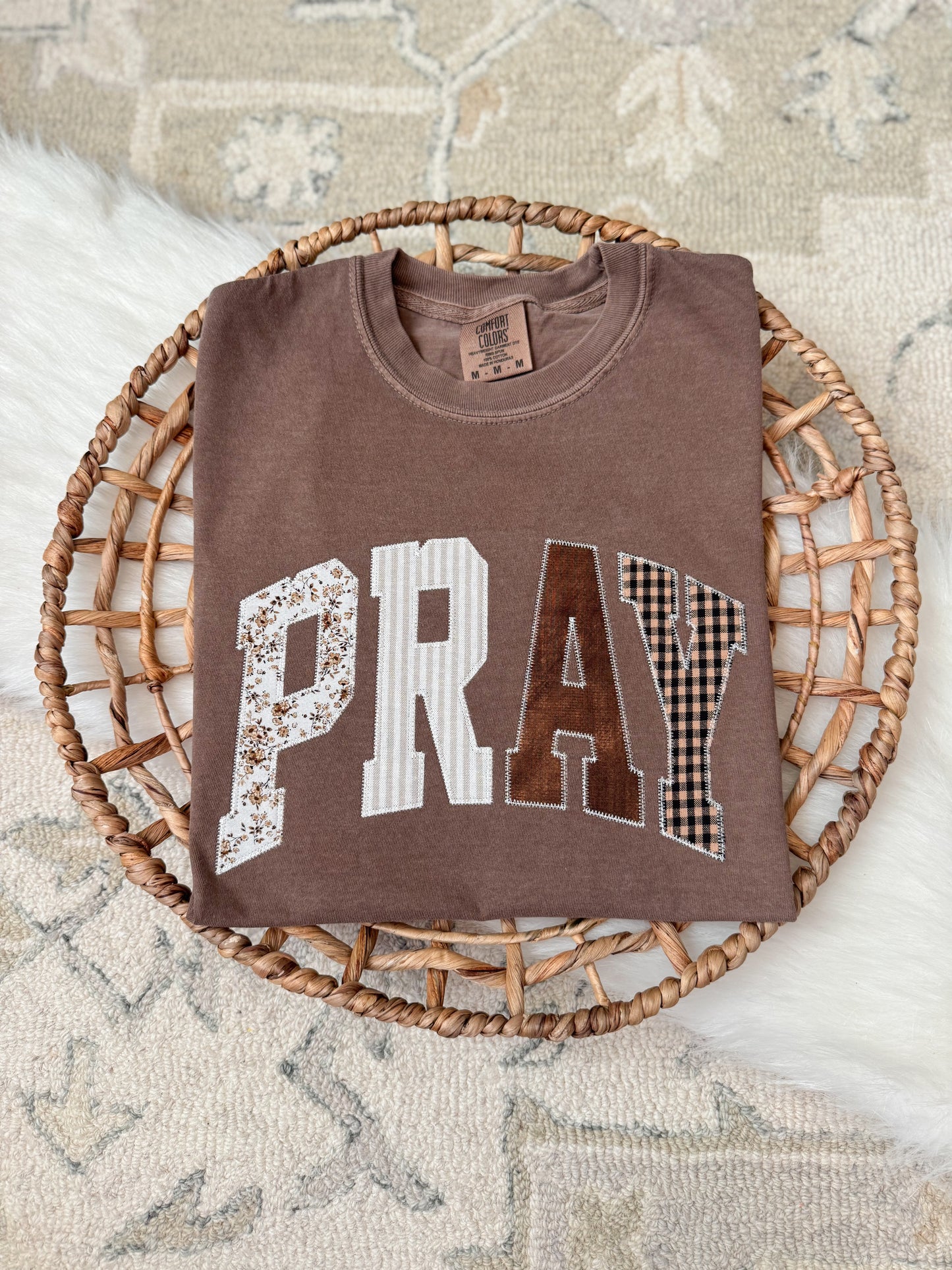Pray AppliquƩ Tshirt