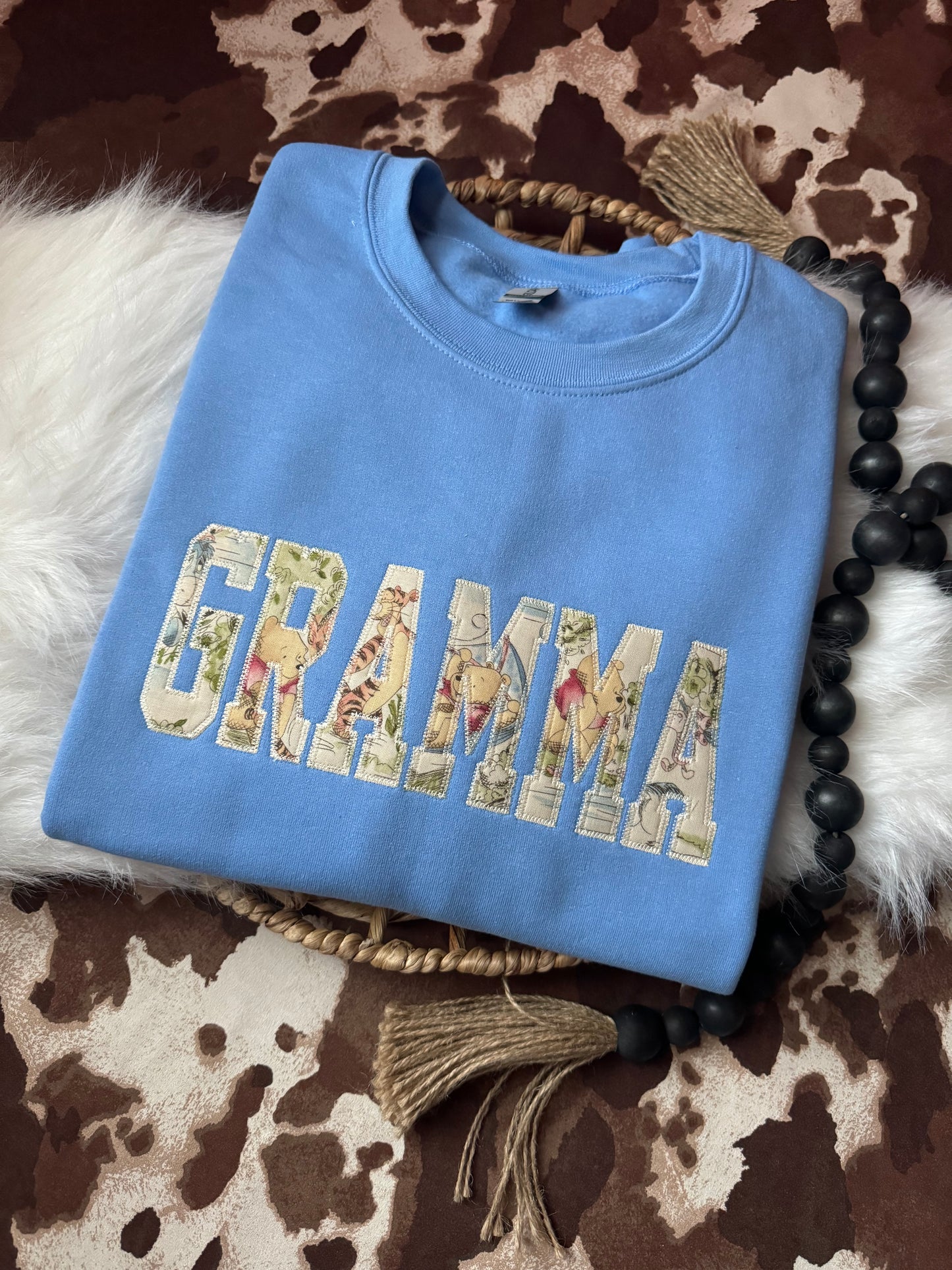 Pooh Bear Mama Appliqué Sweatshirt