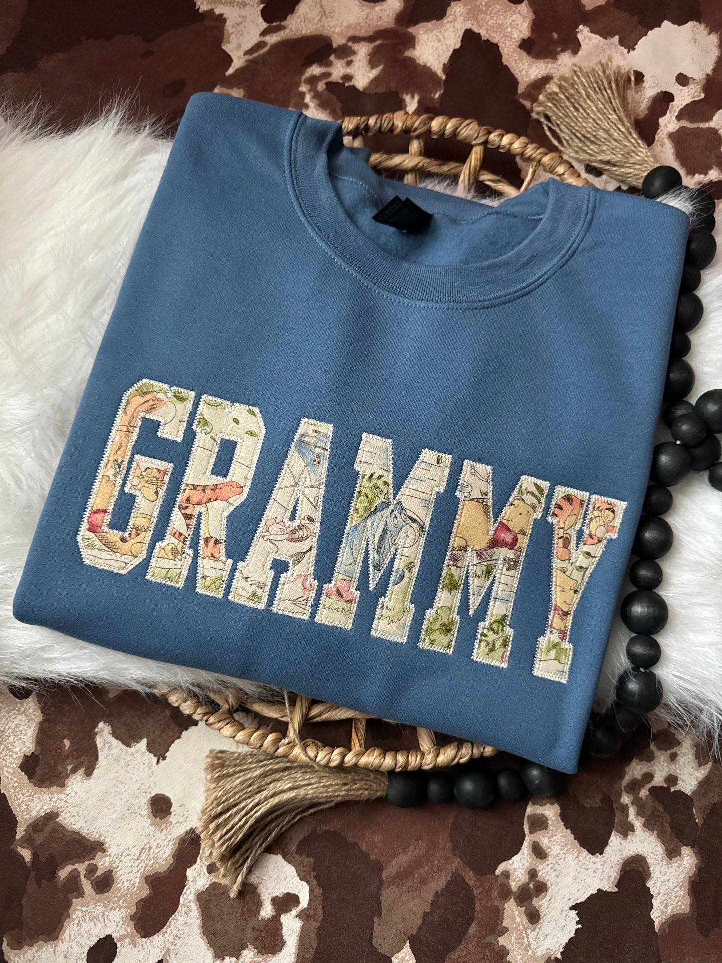Pooh Bear Mama Appliqué Sweatshirt